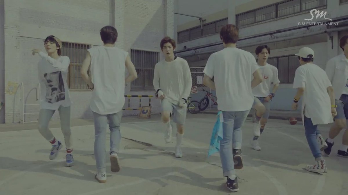 JiHansolTH's tweet photo. (cap) 161220 #NCT127_switch #Switch #Hansol #SMROOKIES  ชอบตอนที่พวกเขาอยู่ด้วยกันมากเลย ❤ https://t.co/lMLYtkHNhC