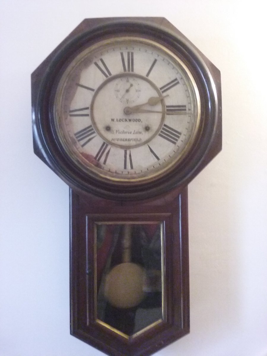 lartoole's tweet photo. Wait a minute...... does that say wine....... is that just me ...... did the clicks go forward. #wine #nearlyfriday #greatclock https://t.co/jKdBNu1i5D