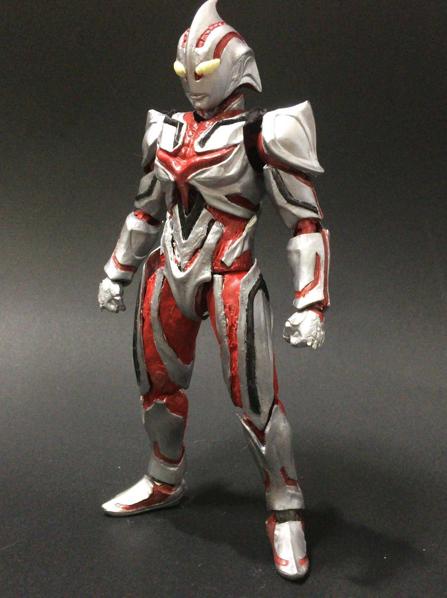 ট ইট র ネクスト 以前作ったウルトラアクト ザ ネクスト のリペ 小改造終了 目とエナジーコアをクリア化してみました 初のクリアパーツ作成でした 肩のパーツを別パーツ化し以前より自然な感じで動くようになったかなと思います 塗装は全体をやり直し