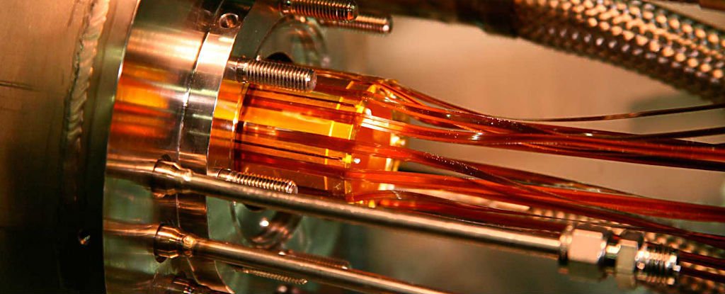 aim2free's tweet photo. Antimatter breakthrough. No "anti-light" yet but photon absorption similar as for matter.
https://t.co/87FBZuYYMp https://t.co/gHMxYuiQRP