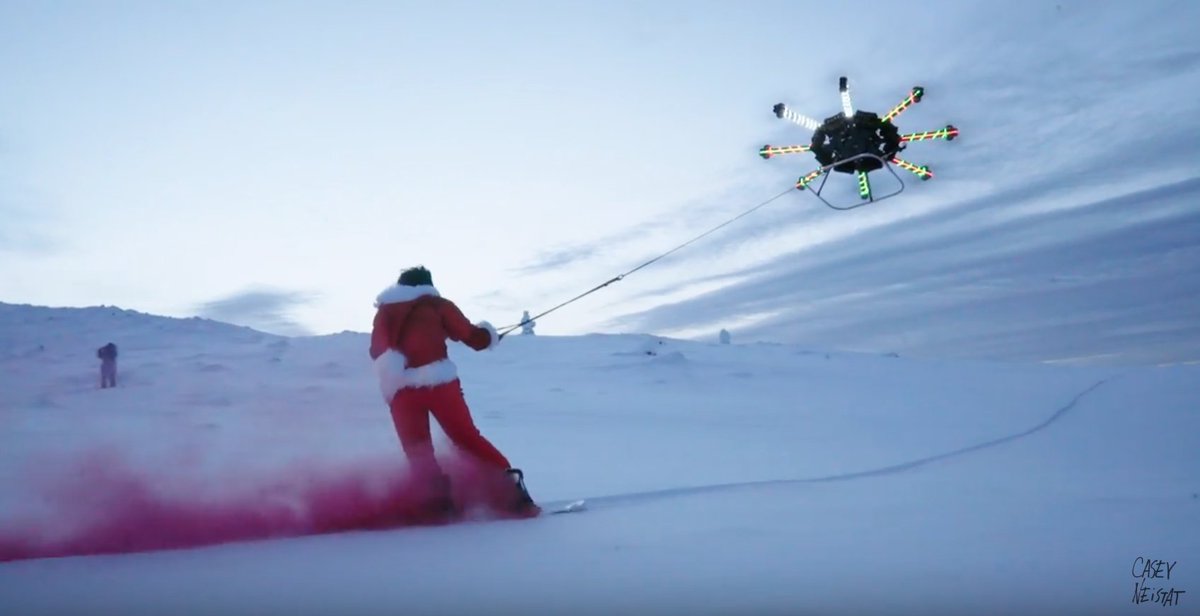 youtube.com/watch?v=At3xcj… revolutionary filmmaking from @CaseyNeistat