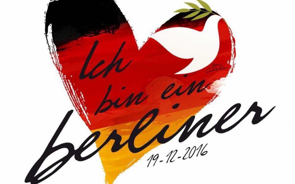 AmorosoOF's tweet photo. Quando finirà tutto questo? 🇩🇪💔 #Berlino #PrayForBerlin https://t.co/zN7AA8Y2GR