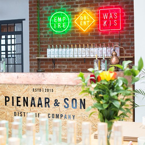 VISI_Mag's tweet photo. Inside the new Cape Town-based distillery of local gin producers @PienaarAndSon: https://t.co/c6sfeMwPcu https://t.co/dLe66YjQQL