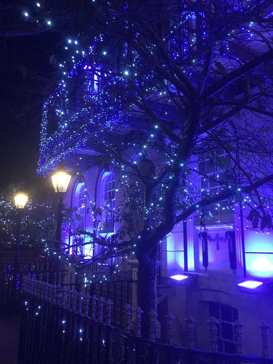 RDF_Recruitment's tweet photo. The RDF Group wishes all our clients, colleagues and candidates - past, present and future - a happy and peaceful holiday season! https://t.co/iiypMbFYyw