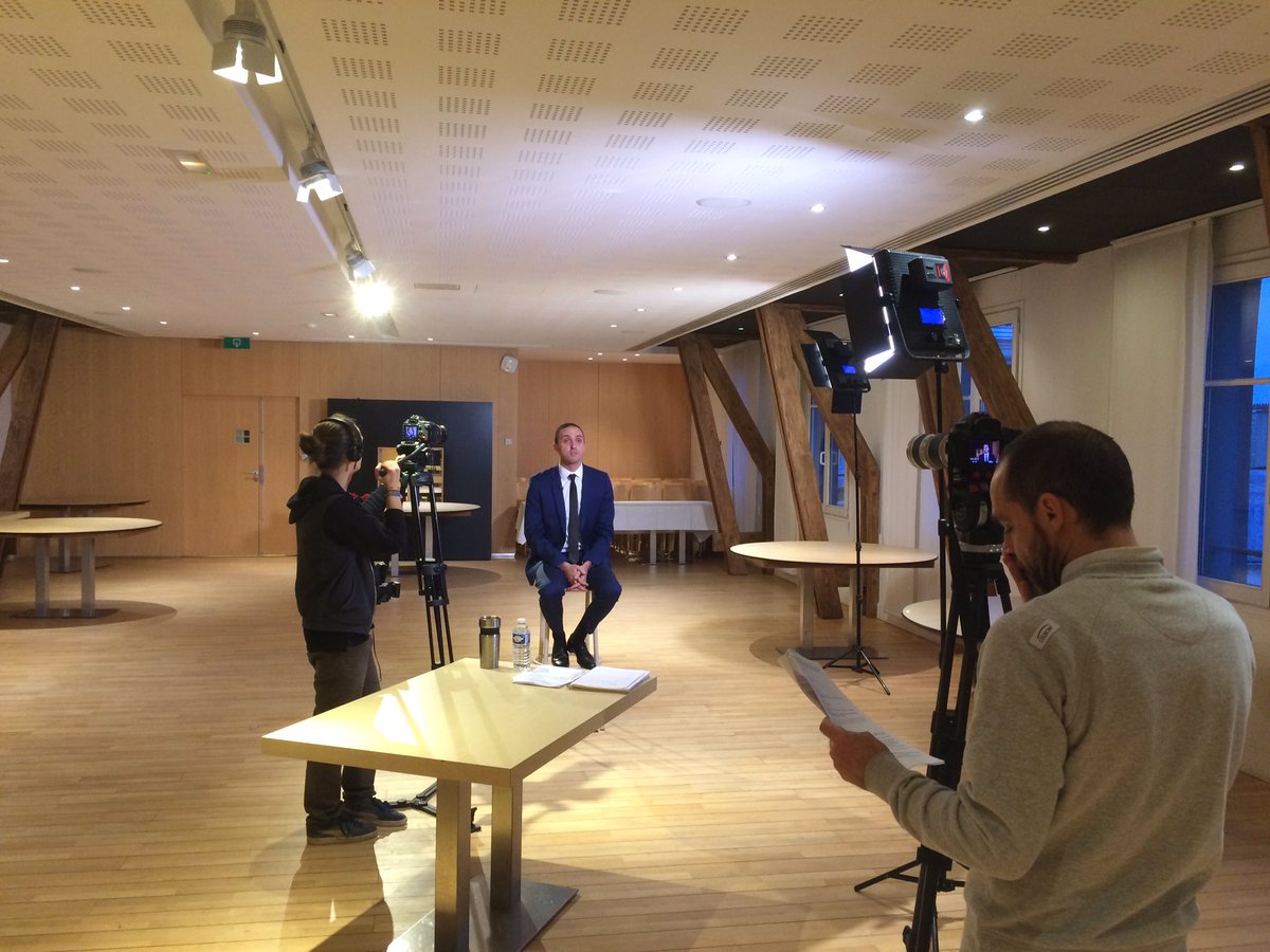 clem_ben's tweet photo. Tournage de vidéos métiers #IFCAM ! (Cc @ProntoProd) https://t.co/3GvxD9jahp
