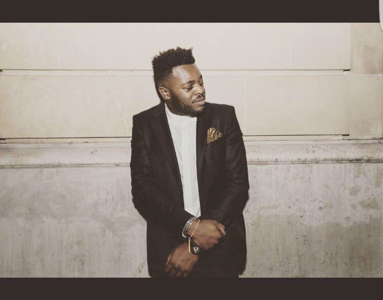 Special guest DJ of 2nite <a href="/tonitonivegas/">toni vegas</a> ! #vipturns4 #love4vr #theloveball DressCode: black tie,red&amp;white ⚫️🔴⚪️