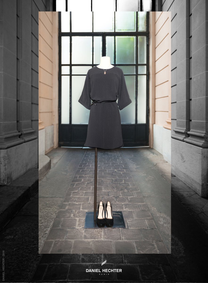 La sobriété et la pureté du noir 
#blackstyle #fashion #clothes #womenstyle #ootd