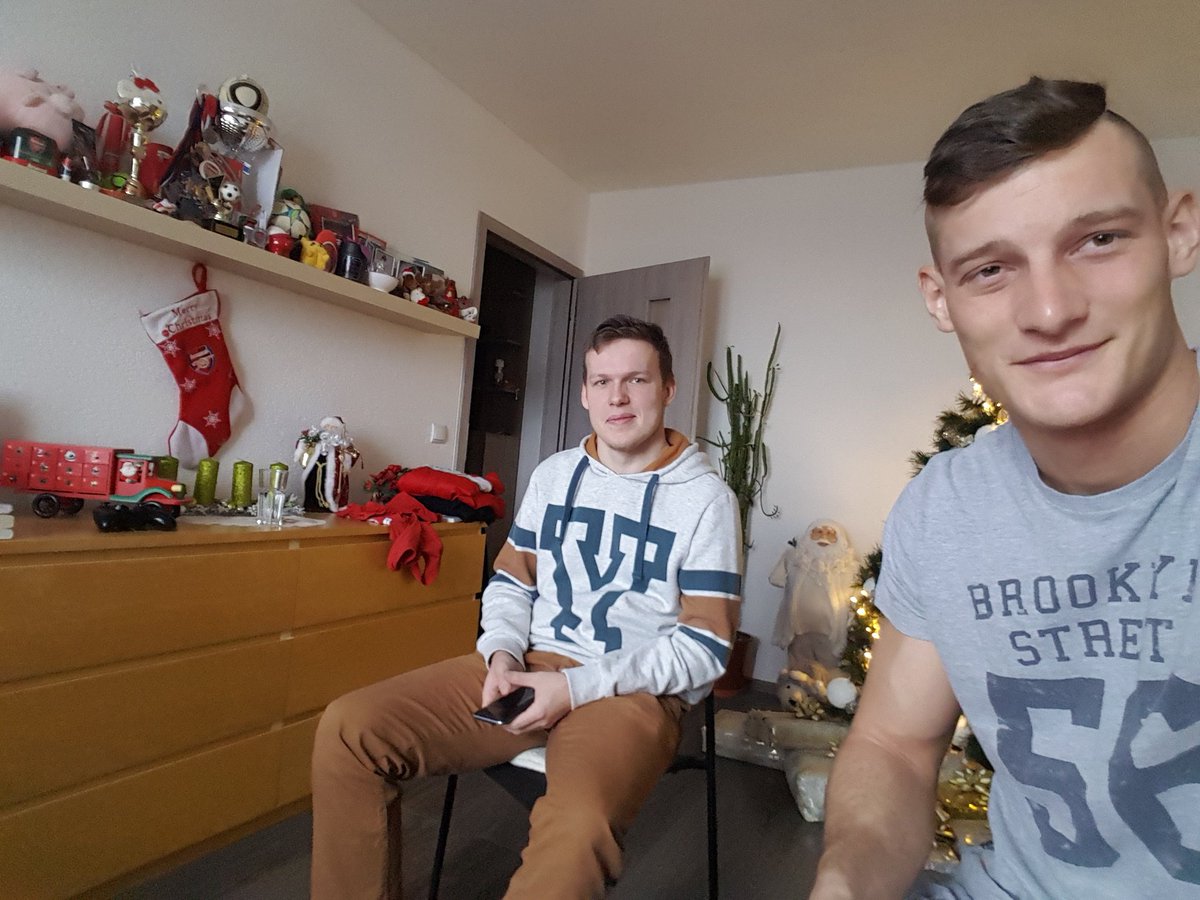 MichalSpacil's tweet photo. Playing #FIFA  with @MircoCorsair https://t.co/Rw9LfrfRr5