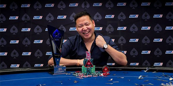 TopFlopPoker's tweet photo. Йеспер Мейер ван Путтен стал чемпионом Main Event #EPTPrague
https://t.co/hl5l2tK24d
#ВанПуттен #EPTPrague #ЕПТПрага #vanPutten #Poker https://t.co/DWcQSy8sMP