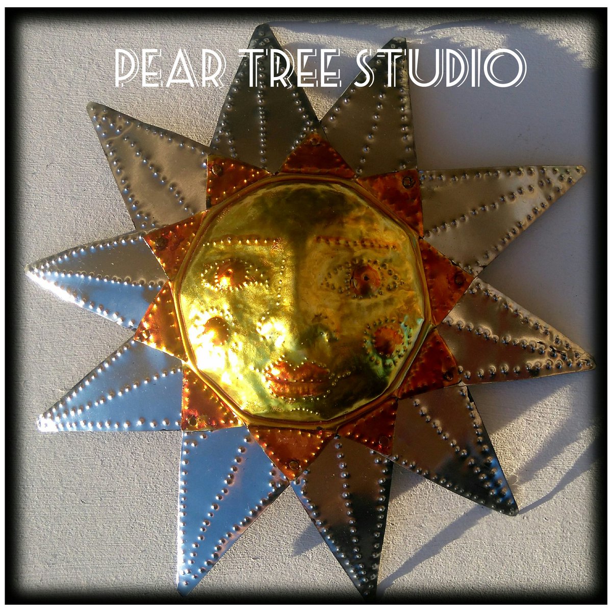 ArtClairePerry's tweet photo. Pear Tree Studio open today 10am -4pm #artstudio #Worthing #gifts #art #craft #metalwork #Sussex https://t.co/IXVTv5tGgC
