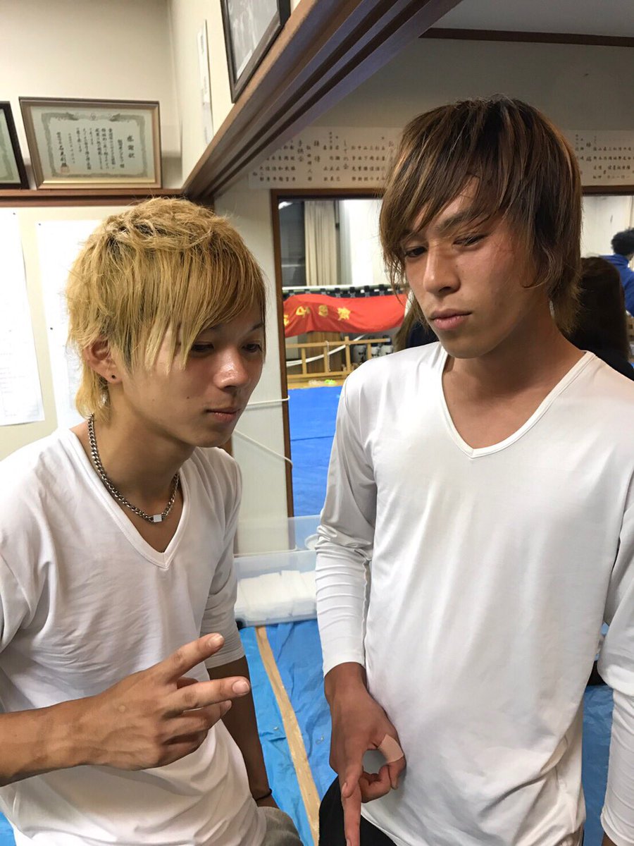 yuya17crown's tweet photo. ひのくん誕生日
おめでとう✨🎉🎁🎊🎁🎉✨
いい1年にしてください🙈
写真が祭りしかねぇ。。。😗 https://t.co/kLbppWM2D3