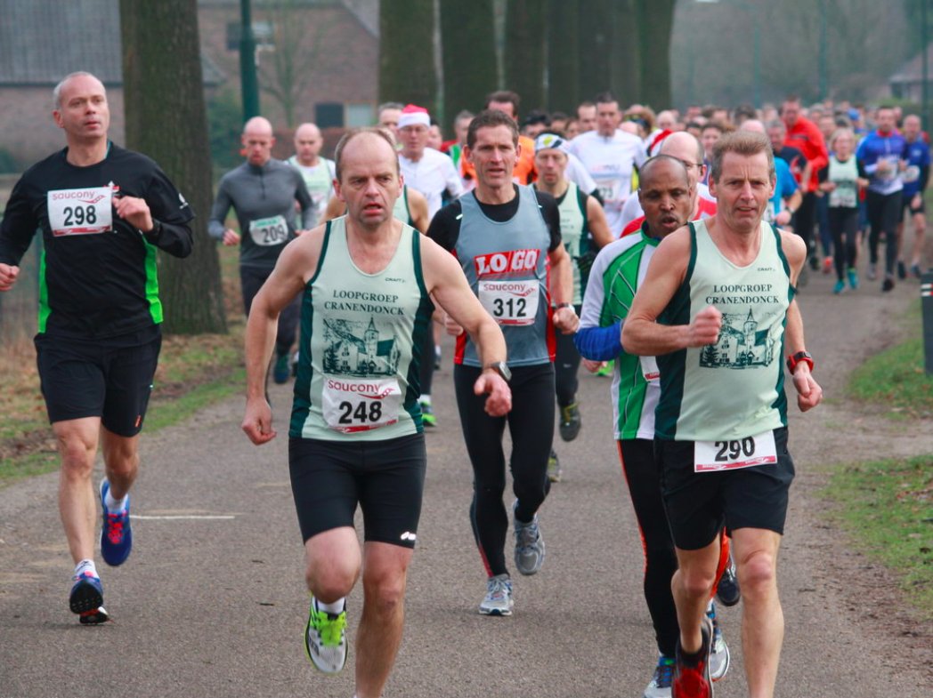 LOGOGeldrop's tweet photo. Afgelopen zondag was de #Sylvesterloop in Heeze. Kijk op https://t.co/noIbZLqQYm voor meer foto’s https://t.co/nA7qnj6vCk