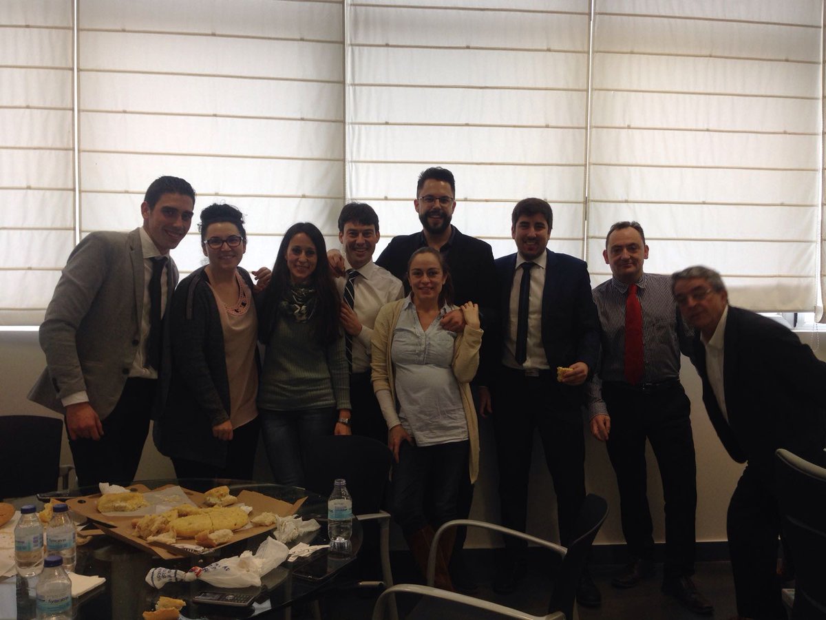 OPELBURGOS's tweet photo. El equipo de Opel en Grupo Julián consigue por 2 año consecutivo el premio "Orgullo de marca" al mejor concesionario de España. Aupa equipo https://t.co/BSSkQoPMQL
