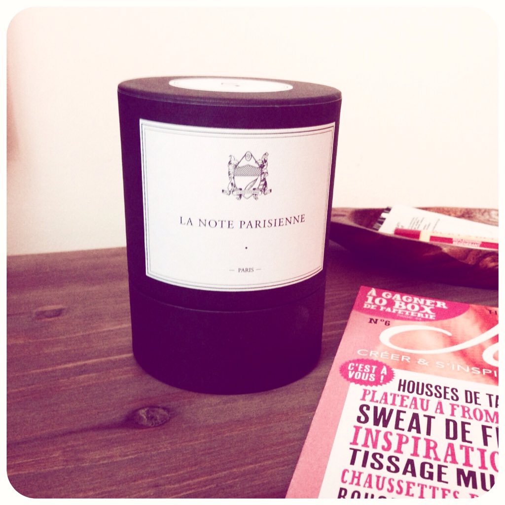 unbrinverte_'s tweet photo. J'ai reçu ma jolie bougie artisanale #lanoteparisienne 💛
Merci @aufeminin 💋
#candle #bougieartisanale #cocooning https://t.co/IPO8QuDMN5