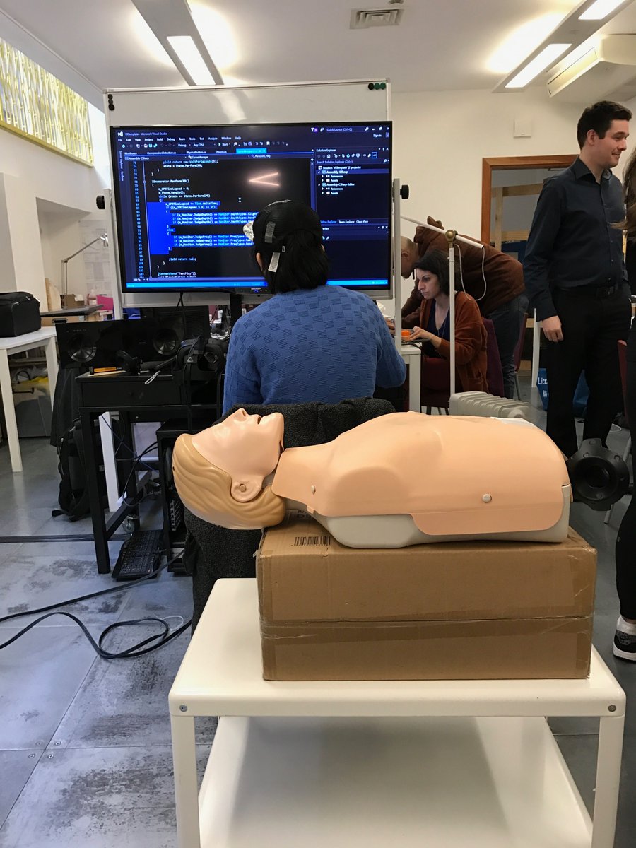 RealitiesCentre's tweet photo. Last weekend we had 3 amazing #MedTechVR applications created in 24h! Really excited to see what #EdTech #AR projects we'll have next month https://t.co/PqkhwpfynR
