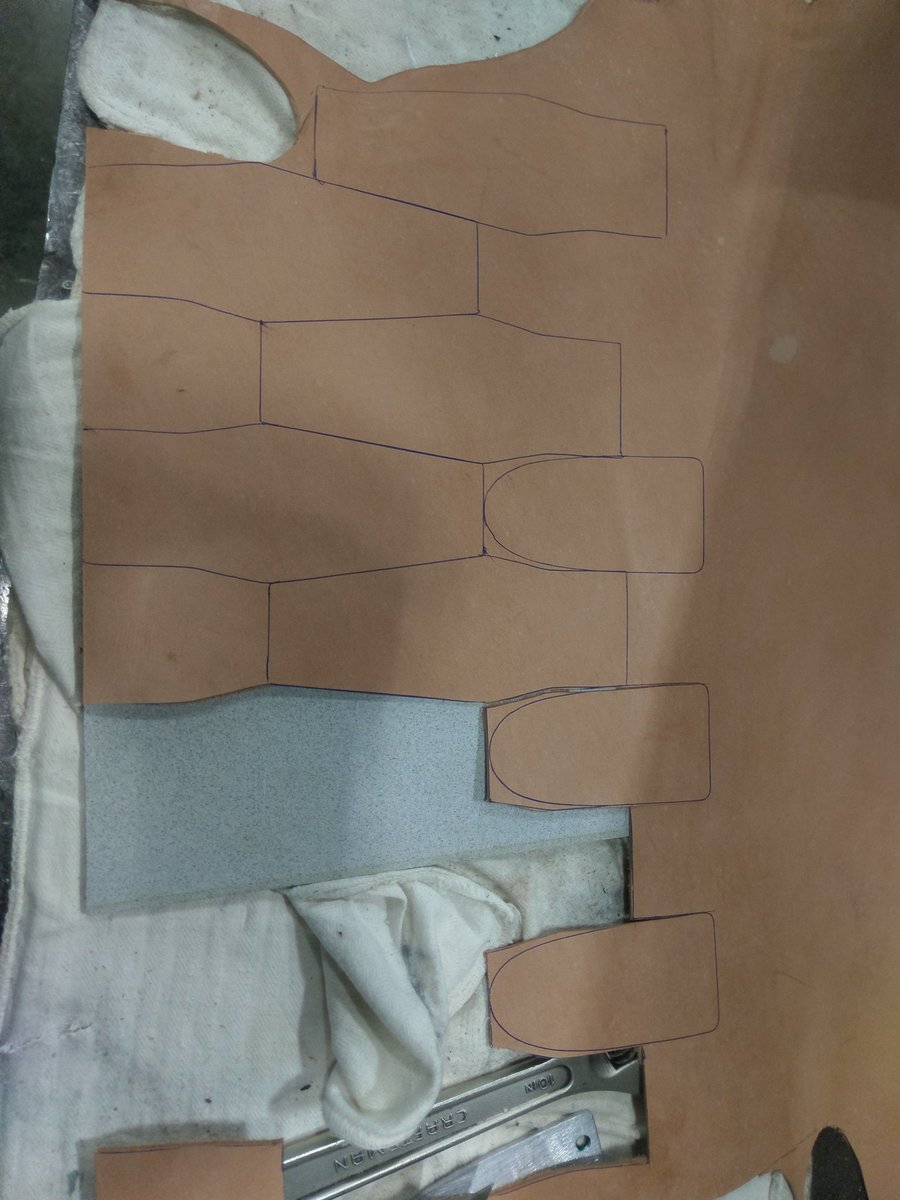 sub_urbansound's tweet photo. Well, there's that
#guitar #bass #guitarstarap #custom #leather #ssd #handmade #work https://t.co/91LrXjALZI