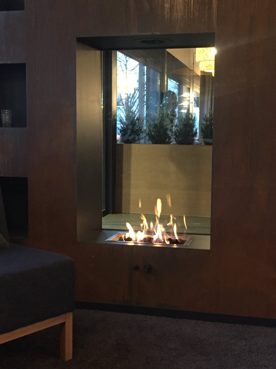 FizzionParc's tweet image. Een impressie van de meet&amp;amp;greet locatie in OAK Building op het @FizzionParc in Apeldoorn Zuid.. #vergaderen #bijeenkomsten #lunch #kantoren