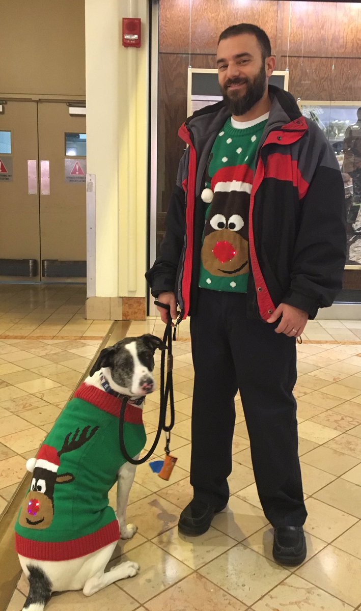 <a href="/obhs_senate/">OBHS Senate</a> My #HolidayTwinDay couldn't come into school 🐶