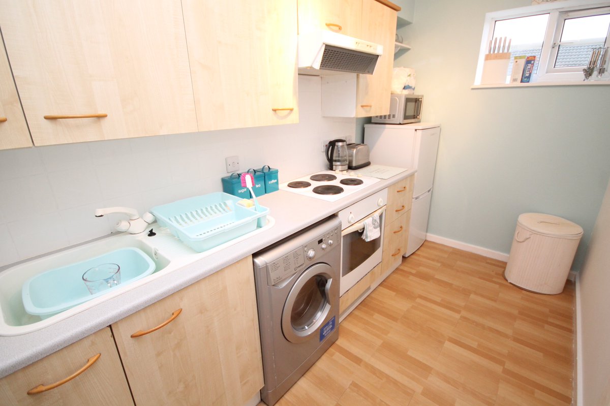 Ideal first time buy of investment property - give our office a call today for more details on this lovely 1 bedroom apartment!