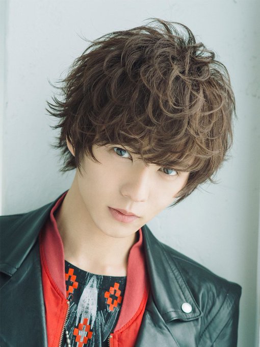 Lipps吉祥寺 マネージャー 上村政人さん と Hairstyle Mens の