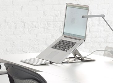 PrestigeBI's tweet photo. 5 obvious things to offer your employees for outstanding performance. https://t.co/XyQiKqR9nu https://t.co/rseOKRrQqv