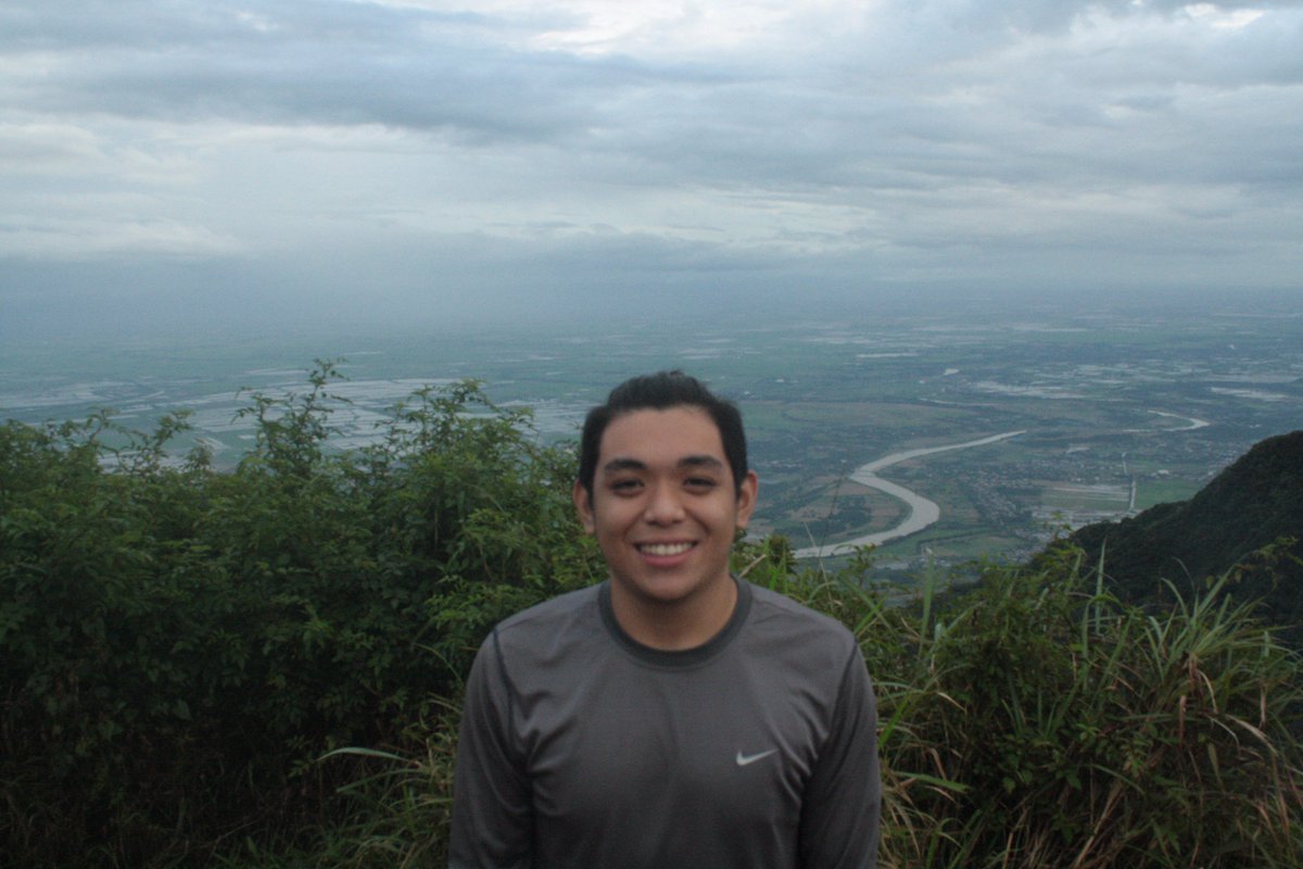 migskatipunero's tweet photo. Mt. Arayat, 12-18-16
Perfect way to end the semester
#USTMC @USTMCofficial https://t.co/qJfwQZNceL