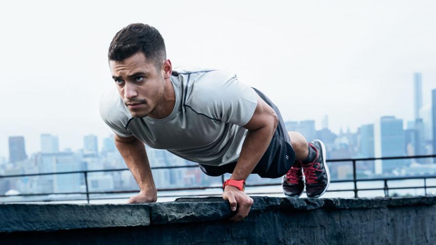 MensFitnessX's tweet photo. 5 morning workouts for all-day energy: https://t.co/HjKrQrFJ9R https://t.co/crLPyPgkGQ
