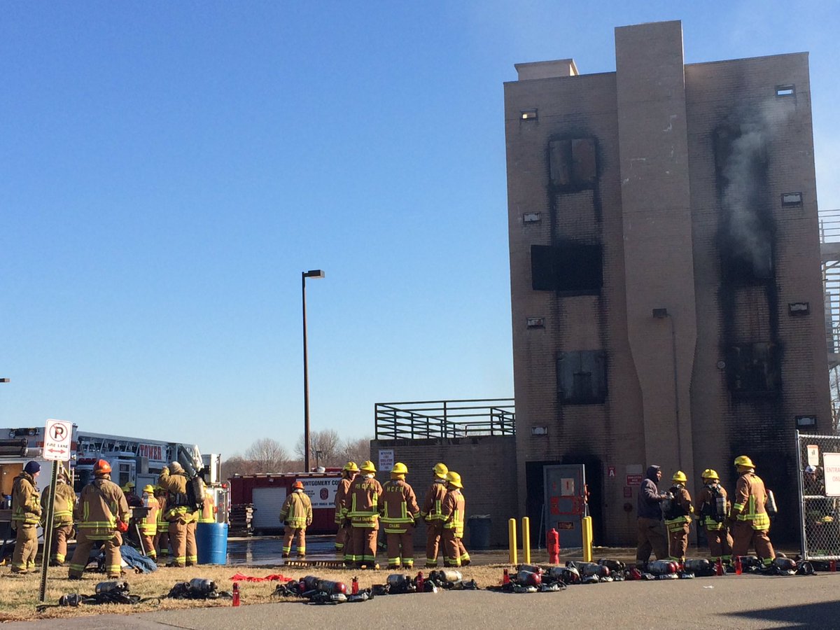 MFRI_UMD's tweet photo. Happy to have @HCDFRS recruits here at HQ today! #mdfirefighter https://t.co/DRhB57bQUt