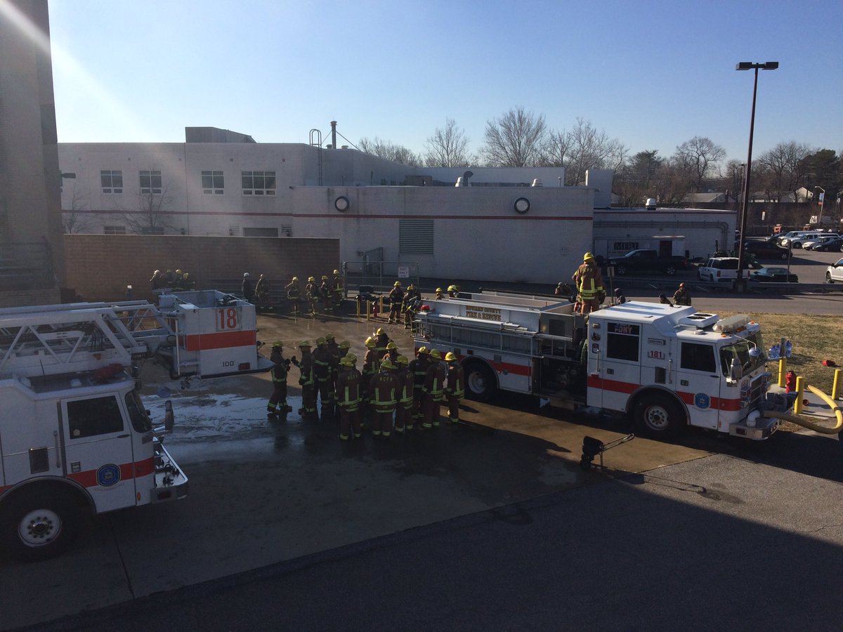 MFRI_UMD's tweet photo. Happy to have @HCDFRS recruits here at HQ today! #mdfirefighter https://t.co/DRhB57bQUt