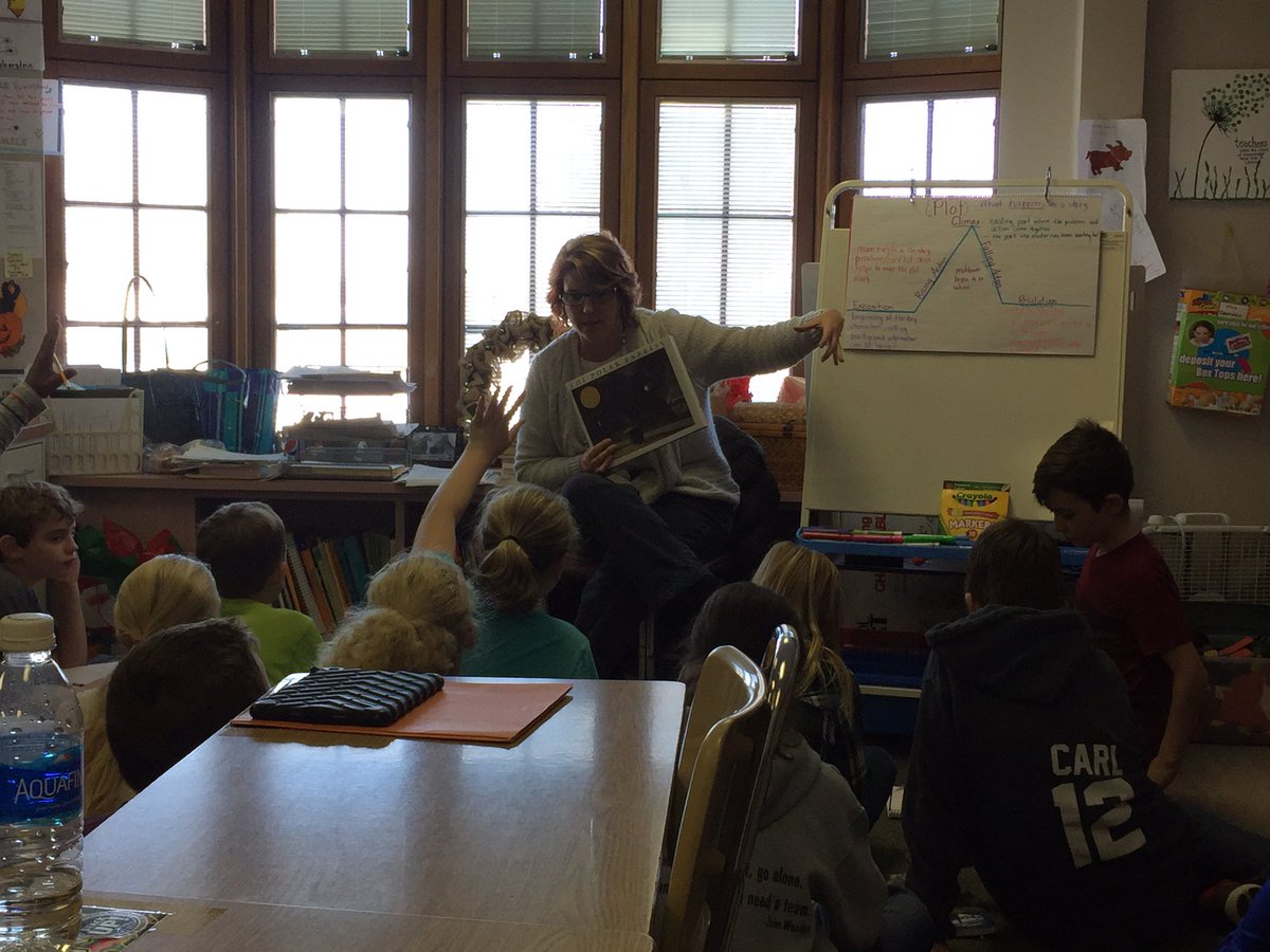 Washington_STEM's tweet photo. awesome opportunity to learn from awesome educators like mrs doberstein #wcsmission #mentorlearning - thanks @MandyDuncan04 for the hookup https://t.co/eCd4PnnoPJ