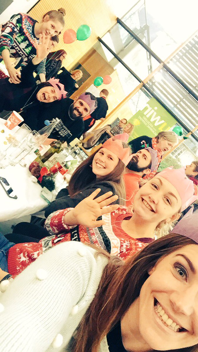 RCGreyMattersUK's tweet photo. Cracking Christmas hat game from the @UoWSport department at today's #ChristmasLunch #TheyreCrazyButILoveThem #SportsScienceTeam https://t.co/4nYtzeJFuI