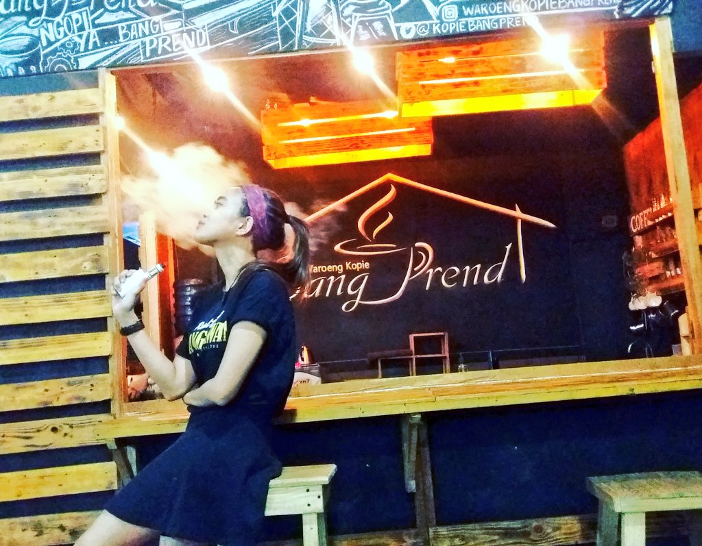 BumiPospera's tweet photo. Before coffee i'm hot mess. After? I'm a wide awake hot mess. So there's that! #waroengkopiebangprend https://t.co/hQAHRILMjq
