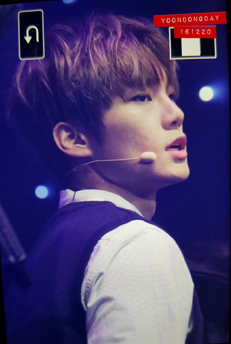 950219net's tweet photo. 161220  ALL THAT K-POP 프리뷰
#헤일로 #HALO #윤동 #김윤동
(@HelloHALO_ )
오랜만에 봤으니까 가분이 좋다💕 https://t.co/m1JaQucHjF