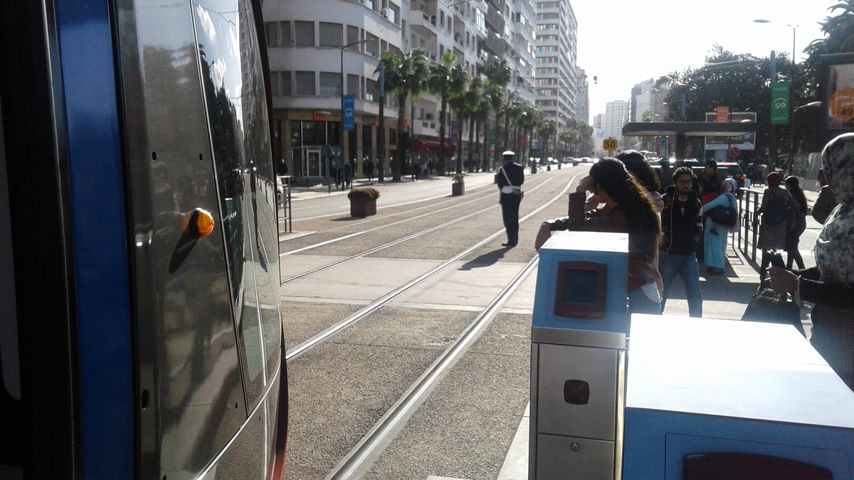 با عروب tweet media