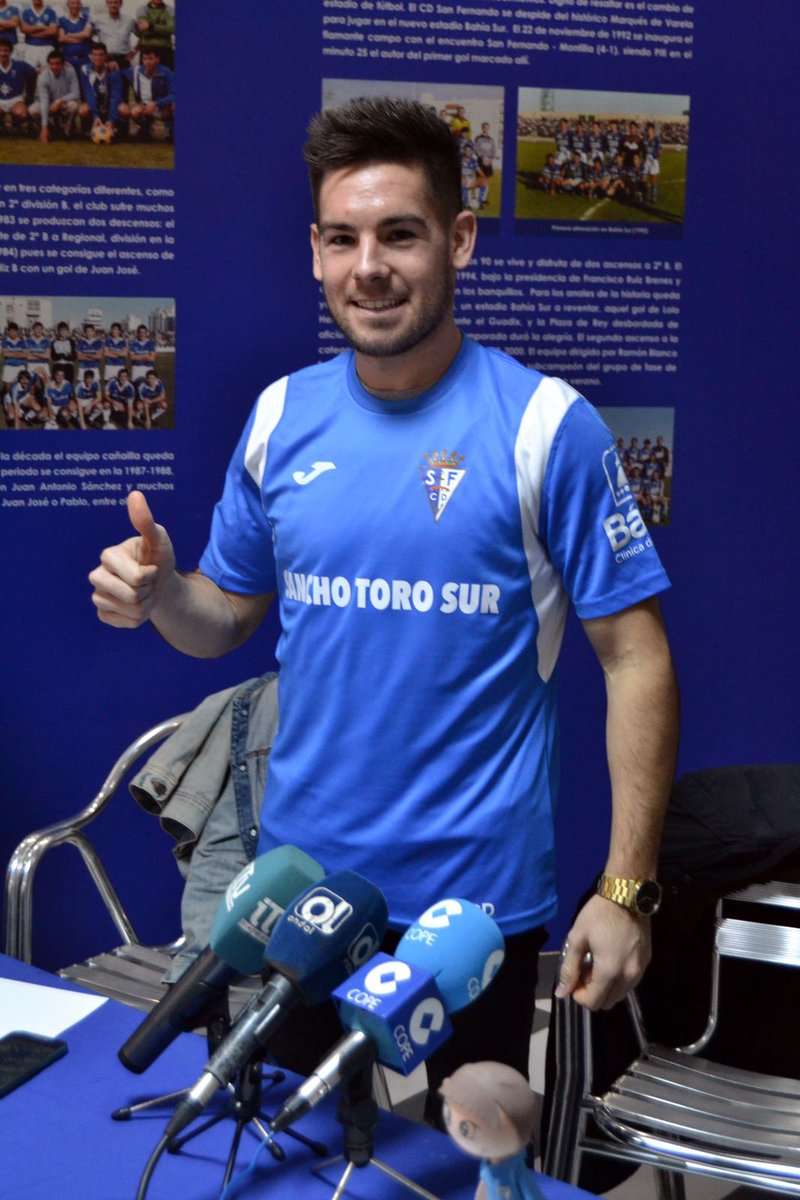 SanFernando_CD's tweet photo. 📰 ¡@Javimedina_10 ya viste de azulino!
👉 https://t.co/0y90jVO9Bf
#SigueElAzul 💙 https://t.co/1Mm7Tfj1GT