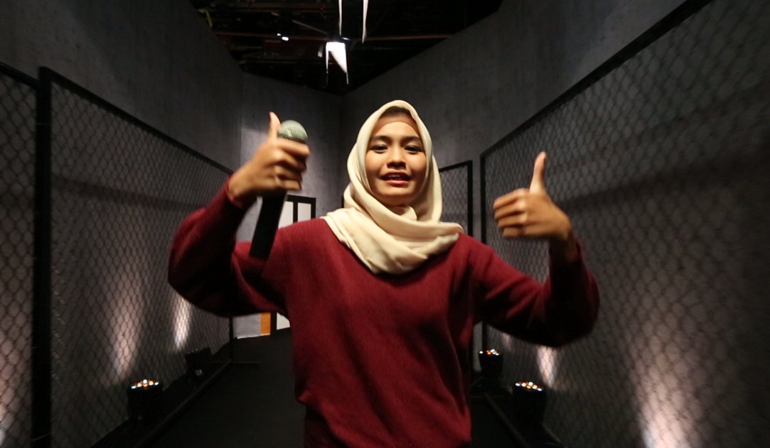RisingStar_INA's tweet photo. Yeayy selamat kalian masuk ke Live Audition! @SalmaAliyyah12 @rayfaqdra_ dan Asmarani. #RSIRoomAudition4 https://t.co/9WJaGHIWVs