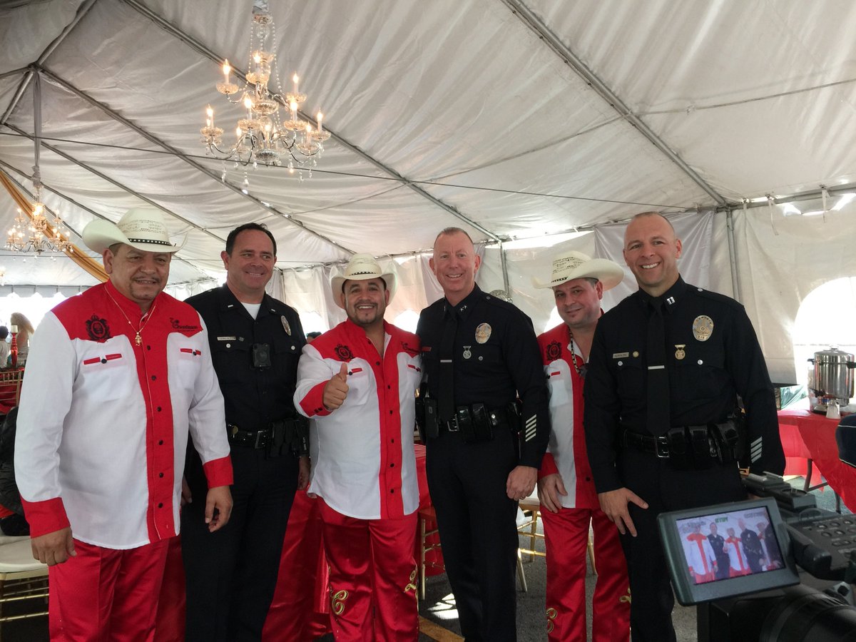 LAPDJonPeters's tweet photo. The 9th Annual #CalleOcho Festival was a great success. Thank you @LAPDOlympic for your hard work. #LAPD https://t.co/YArTkECJ51