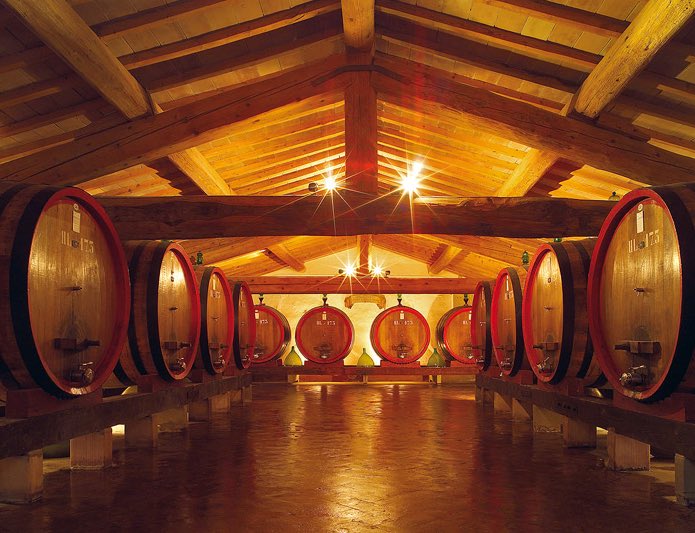 JohnMFodera's tweet photo. Breaking from Montalcino: https://t.co/UCIwhaH75j @BiondiSanti_ @ConsBrunello @SteveKubota @news_donatella @BanfiWines @Fiery01Red #wine https://t.co/KIngQt83kS