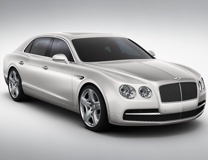 Korseries's tweet image. 🚗 จอนจีฮยอน ใช้รถหรูยี่ห้อ BENTLEY รุ่น Continental Flying Spur 6.0 ราคาสูงถึง 280,000 เหรียญสหรัฐ คิดเป็นเงินไทยประมาณ 10 ล้านบาท /เลอค่า😆✨