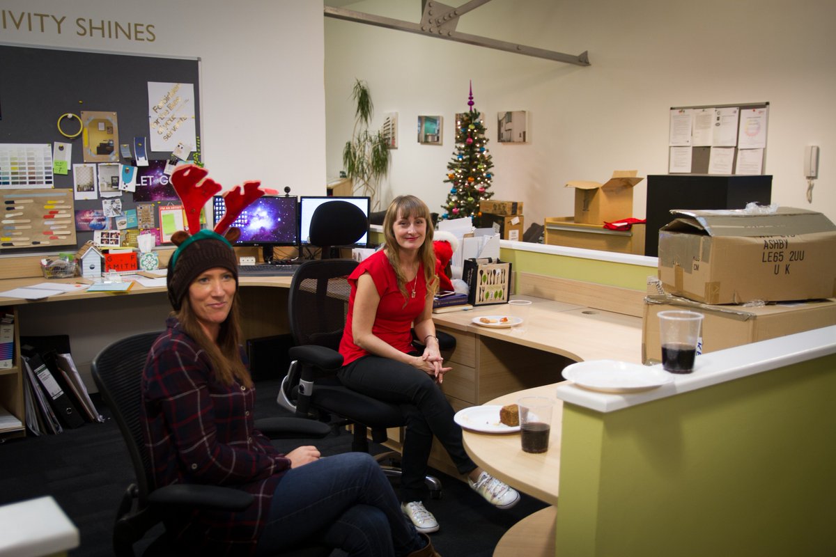 avko_paint's tweet photo. Its that time of year the AVKO team gather,bring food and reflect on 2016.Merry Christmas All!! #christmasjumperday #avko https://t.co/Di1dQ2ZRi0