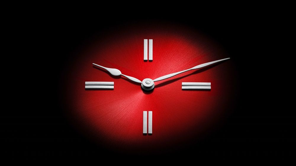 GUSGUSTAVGUS's tweet photo. #H.Moser Will No Longer Use #SwissMade &amp; Unveil #MostSwissWatch Ever Created #TimeTech #AllInOrNothing #CraftsTech https://t.co/TZFOgmo7z5 https://t.co/BjK2iU1uXV