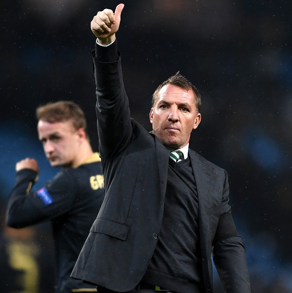 bet365's tweet image. 🎶 *SETTLE THE DEBATE* 🎶

Which current terrace chant do you prefer?

RT – Joe Garner
❤️ – Brendan Rodgers