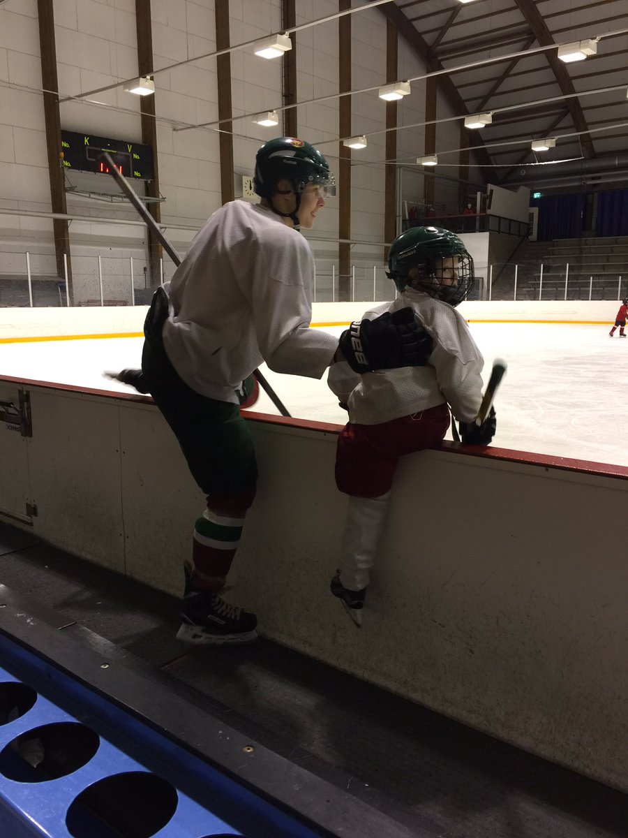 Hara_13_'s tweet photo. Tänään vähän kovemmat #treenit #KaKi08 mukana menossa #KaKiFamily❤️💚 https://t.co/7HIbx72Lld