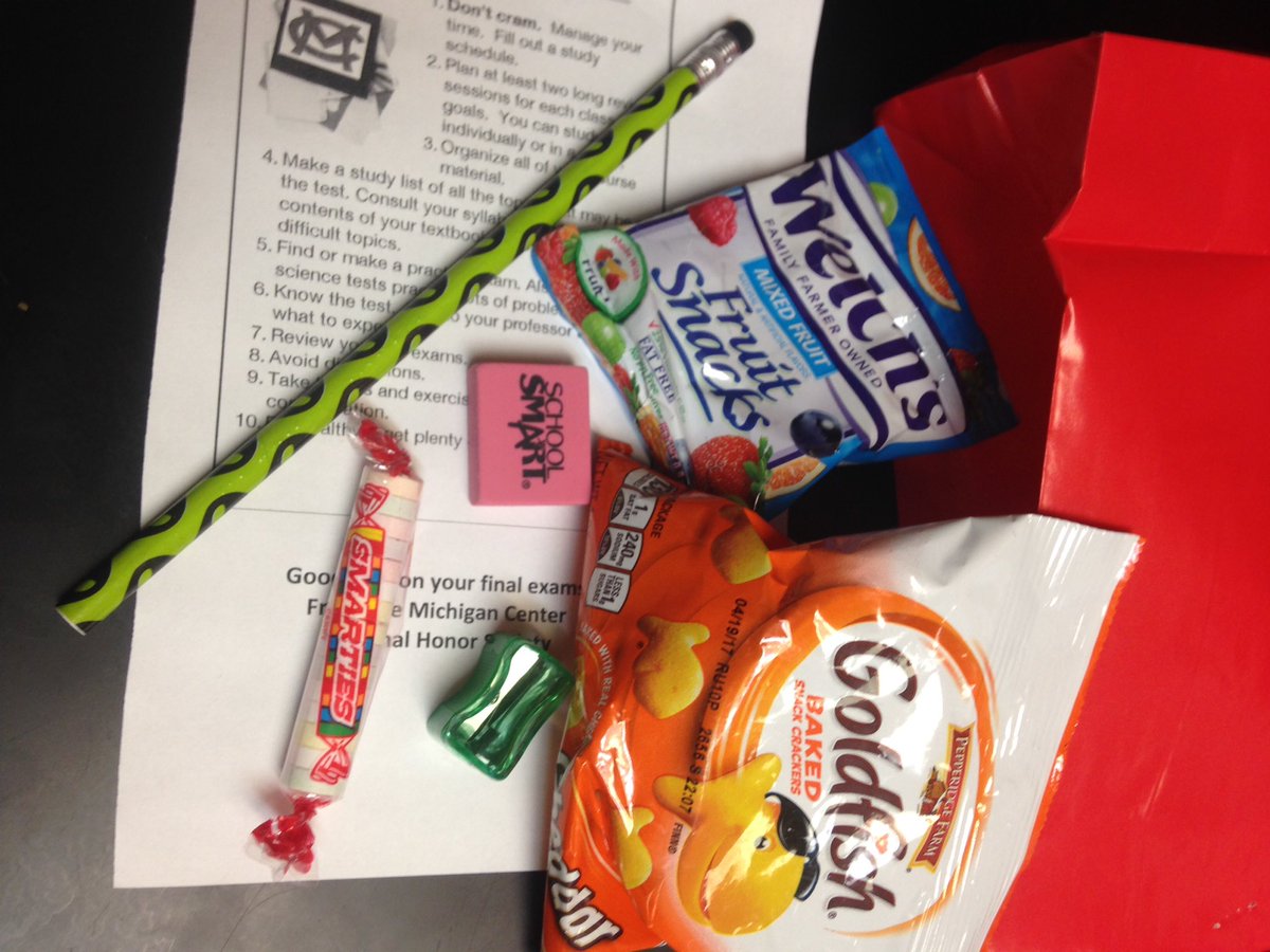 kathleenmcramer's tweet photo. Freshmen exam care packages from the MCHS national honor society are ready to be delivered #firstexams #mccardinals https://t.co/GCXjwVVn6o