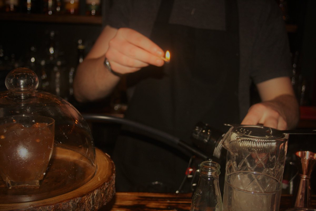 staveandchime's tweet photo. Our beautiful smoked infused Shandon Still. We are open all week upstairs @FranWellBrewPub! #CorksCraftails #NewTastes https://t.co/l3tBlAonqK