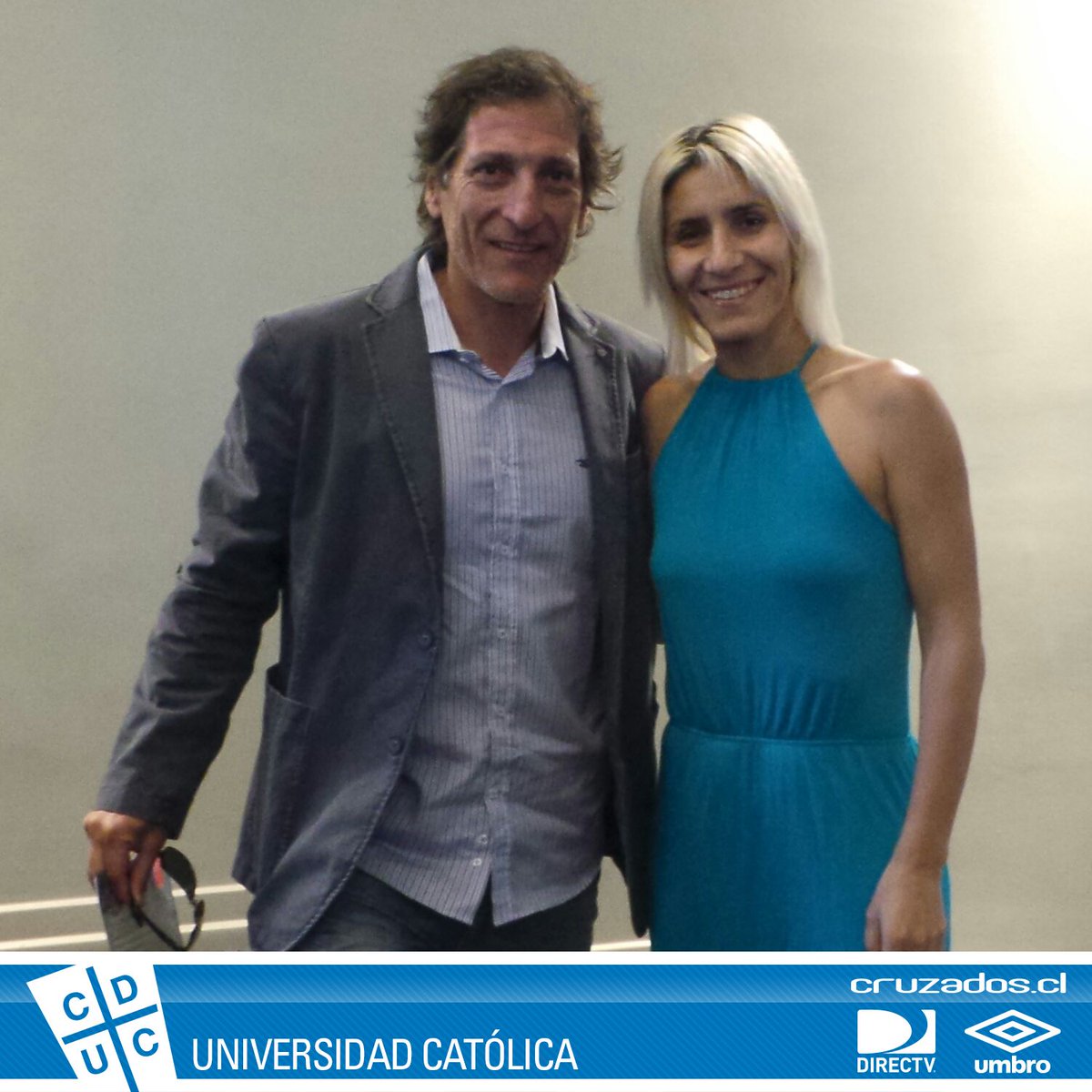 Cruzados's tweet photo. Nuestro DT ya está en la ceremonia del @CPDChile. En la 📷, junto a @massunico, Manuel Suárez, asistente técnico de @LaRoja y Erika Olivera. https://t.co/dQnirdP9NA