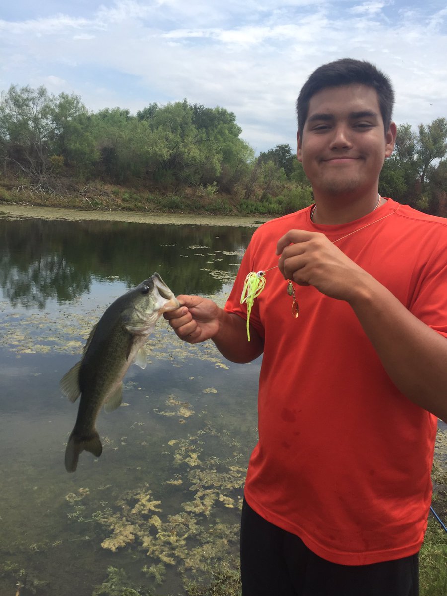 CaydenStill's tweet photo. Happy Birthday to my favorite cinnamon bear. Love you bro @eespinoza693 https://t.co/02MNaEqUA2