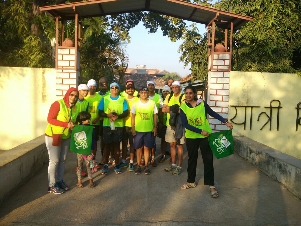 MeraTerahRun's tweet photo. Day 6 : Flag off at Sewagram
#13Miles #MeraTerahRun #MilesForMillets https://t.co/rivylLfLKx