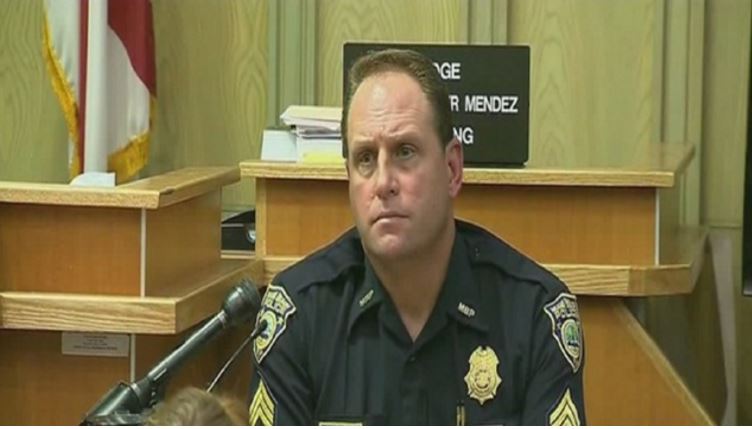 Miami Beach cop fired for drinking at club in 2014 returns to work bit.ly/2hDZYhJ https://t.co/f1boleOB8y