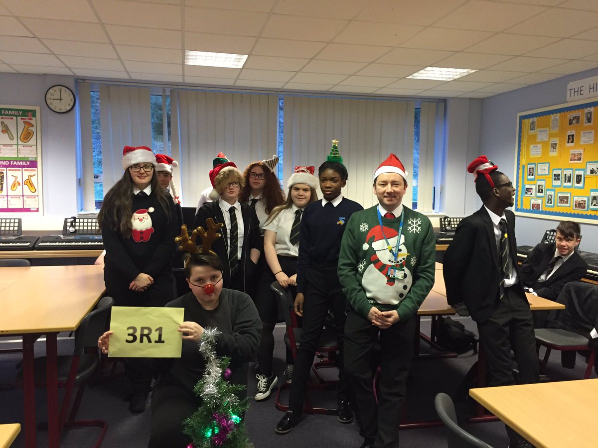 SAMusicdept's tweet photo. 3R1 looked fab for the @SBAHouses Christmas Jumper/ Santa hat challenge, come on Rowling House!! 🎅🎄☃ #succesforall https://t.co/9JZRdkJIre